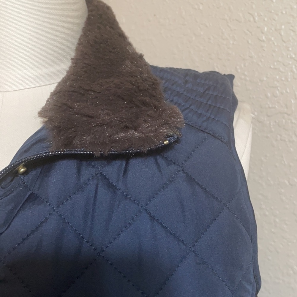 WEATHERPROOF | faux fur quilted vest - Picture 4 of 12